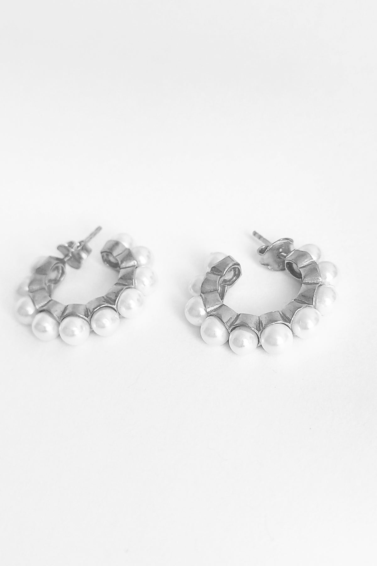 Pearl Silver Hoop Earrings