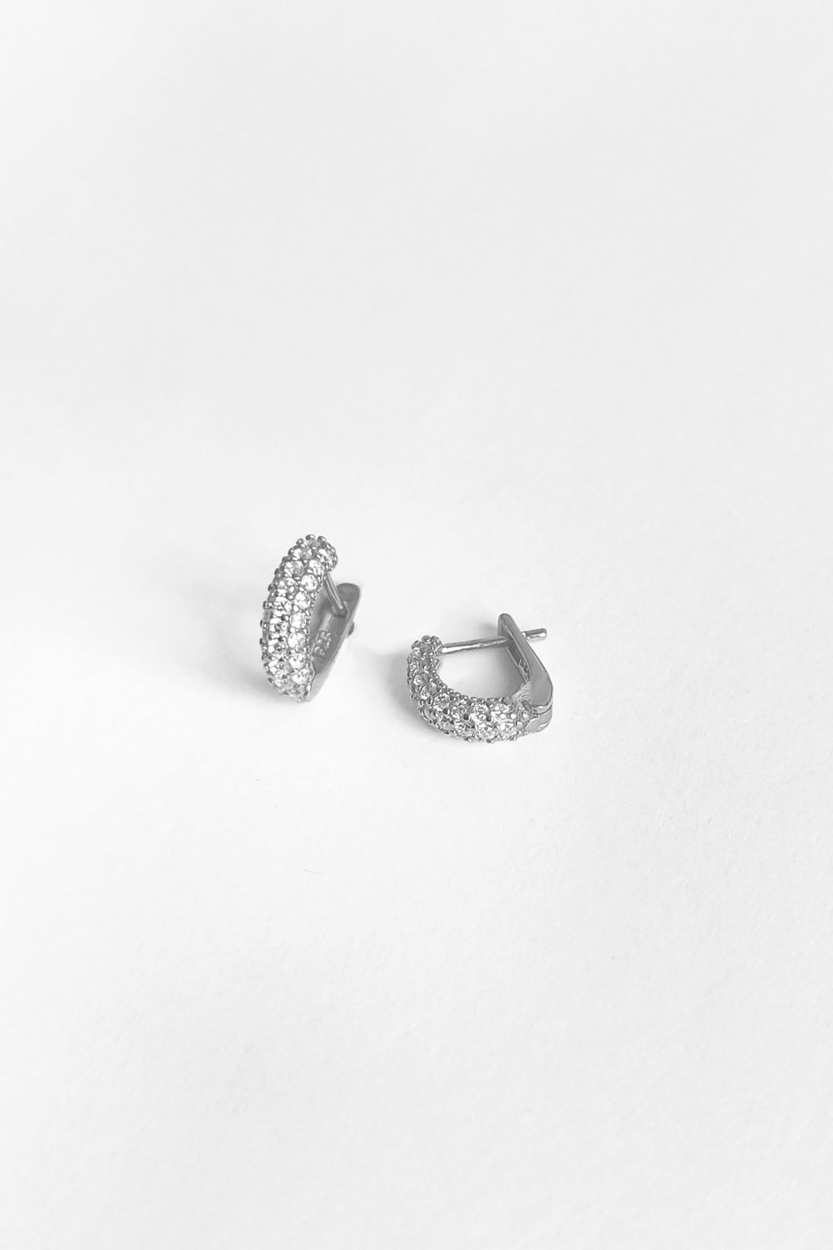 White Stone Small Snap Silver Earrings