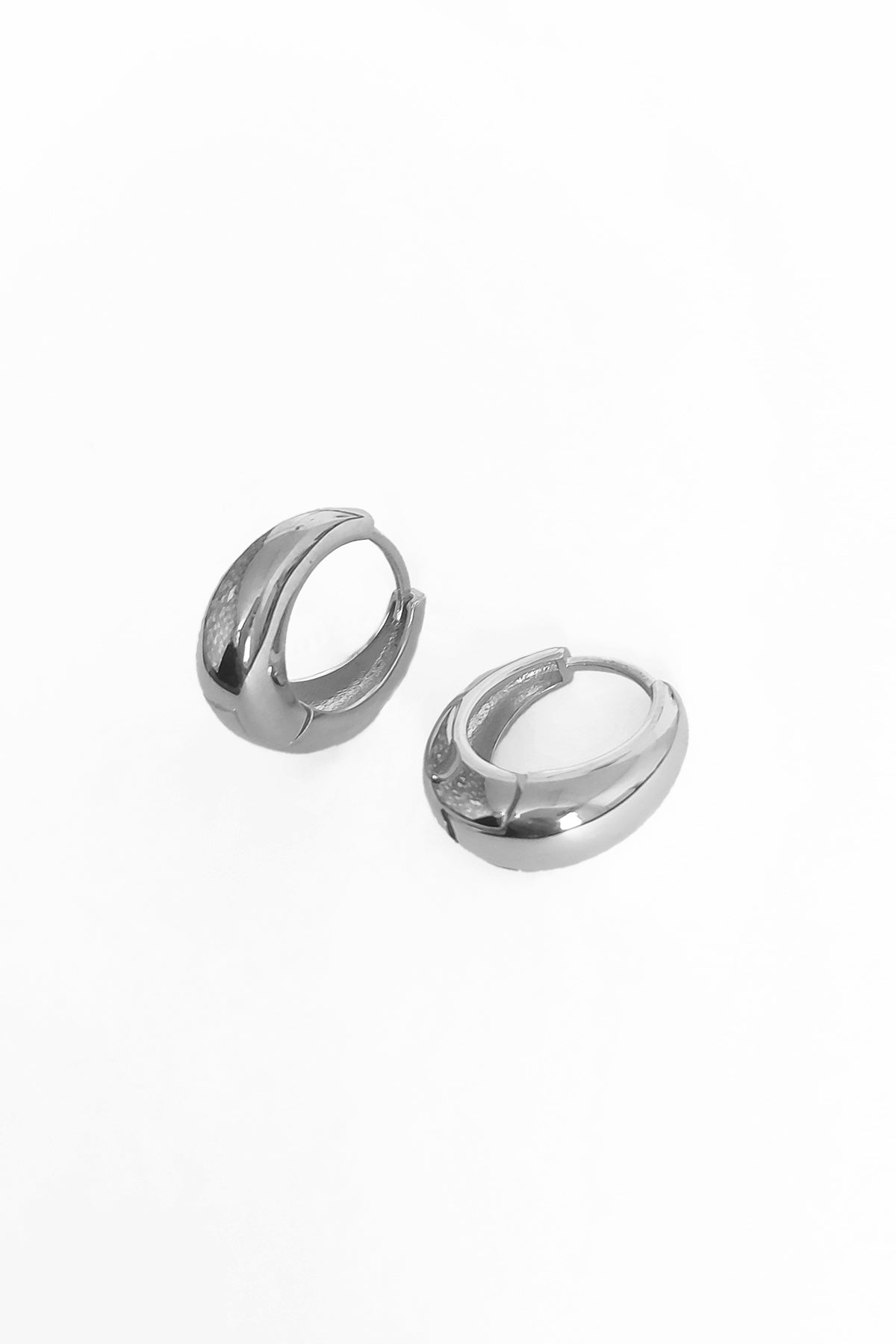 Stone Free Silver Oval Hoop Earrings