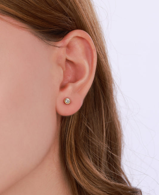 White Zircon Single Stone Silver Earring